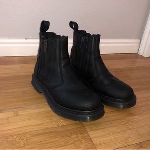 Dr Martens winter grip boots